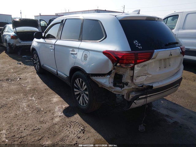 2020 MITSUBISHI OUTLANDER JA4AD2A32LZ009239 Photo 2