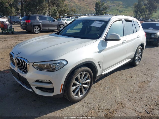 2019 BMW X3 5UXTR7C55KLF33466 Photo 1