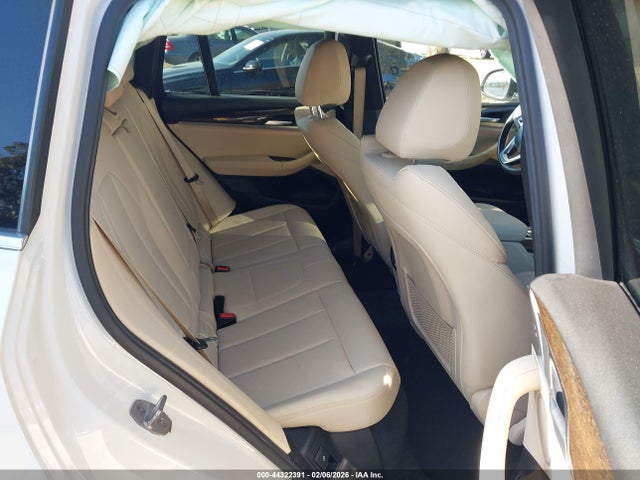 2019 BMW X3 5UXTR7C55KLF33466 Photo 7