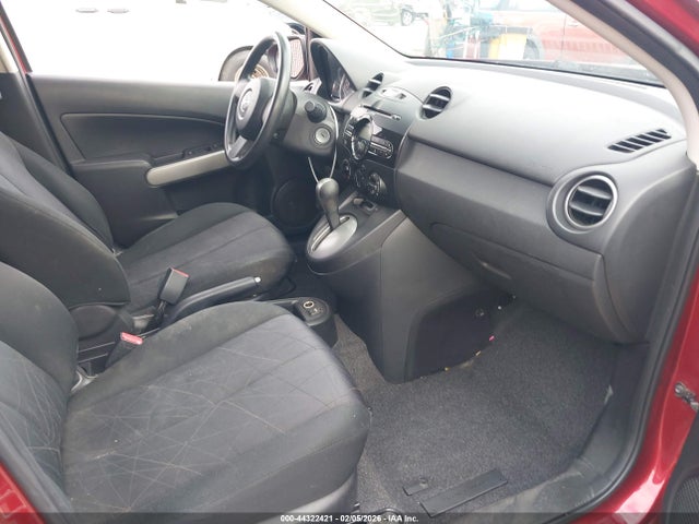 JM1DE1KZ4E0187819 Mazda Mazda2 Sport