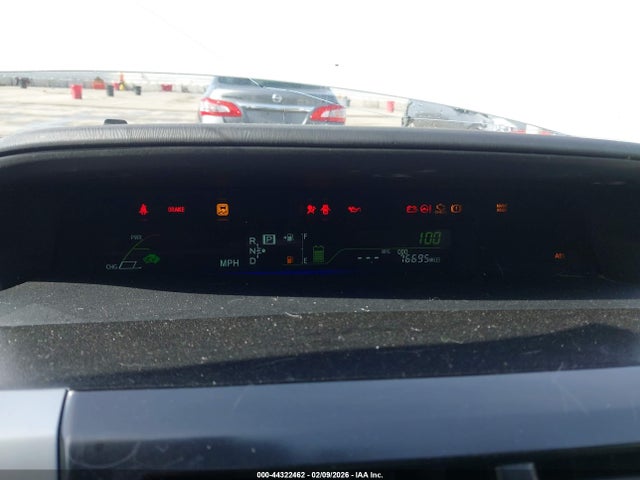 JTDZN3EU5EJ014838 Toyota Prius V Three
