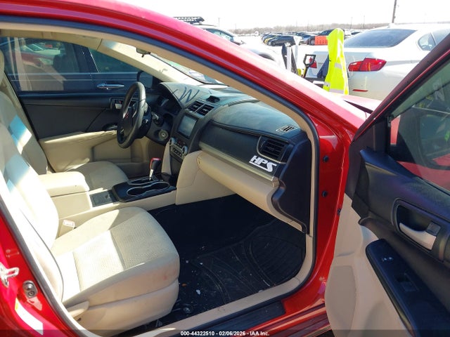 4T1BF1FK1EU733885 Toyota CAMRY LE