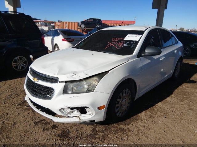 1G1PA5SG6F7101586 Chevrolet Cruze Ls Auto