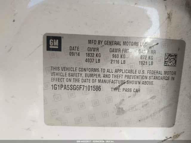1G1PA5SG6F7101586 Chevrolet Cruze Ls Auto