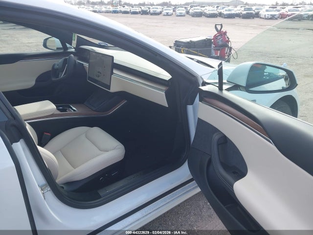 2021 TESLA MODEL S 5YJSA1E5XMF440377 Photo 4