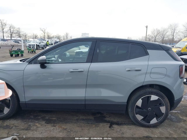 Продаж на аукціоні авто 2025 Volvo Ex30 Ultra Twin Motor Performance, Fully Electric, vin: YV4EK3ZL5S2604873, номер лоту: 44322661