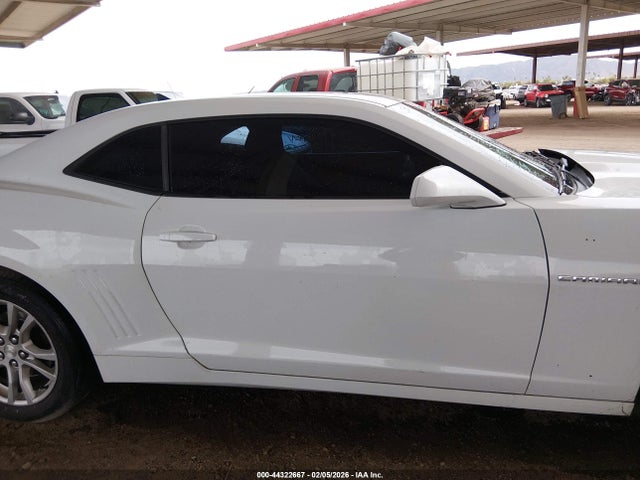44322667 :رقم المزاد ، 2G1FA1E39E9282113 vin ، 2014 Chevrolet Camaro 2ls مزاد بيع