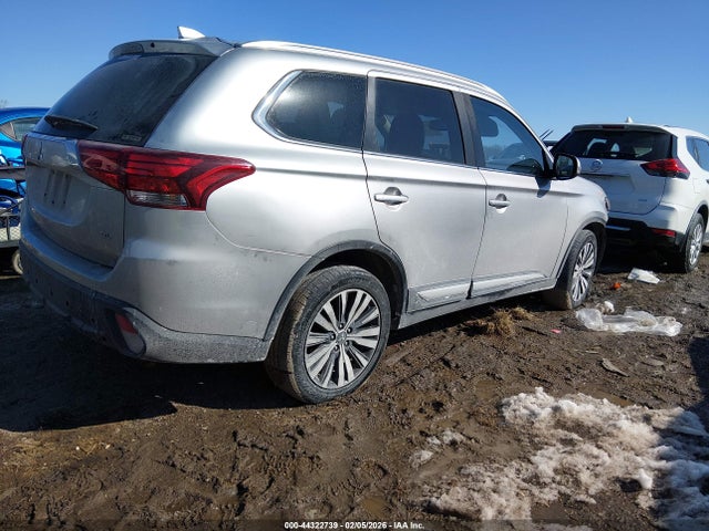 2020 MITSUBISHI OUTLANDER JA4AZ3A39LJ000432 Photo 3