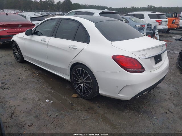 2020 MERCEDES-BENZ C 300 WDDWF8DB2LR526946 Photo 2
