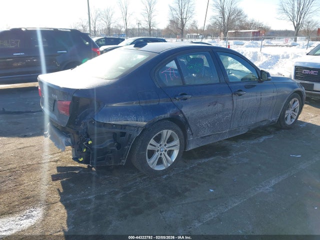 44322792 :رقم المزاد ، WBA8E3G57GNU01675 vin ، 2016 Bmw 328i Xdrive مزاد بيع