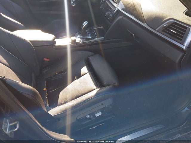 44322792 :رقم المزاد ، WBA8E3G57GNU01675 vin ، 2016 Bmw 328i Xdrive مزاد بيع
