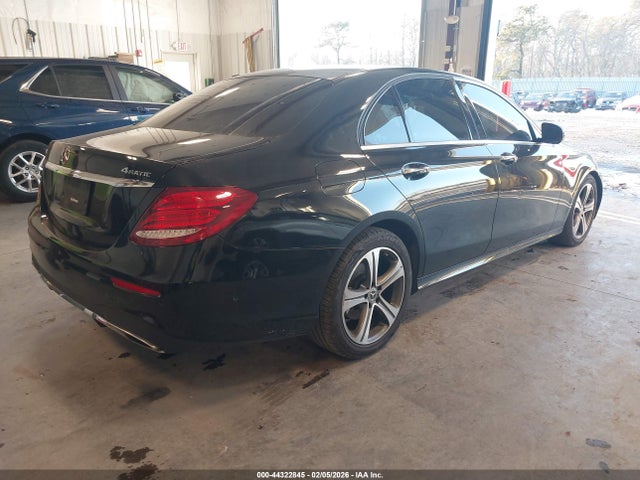 Aukcja sprzedaży 2020 Mercedes-benz E 350 4matic, vin: W1KZF8EB6LA802510, numer aukcji: 44322845