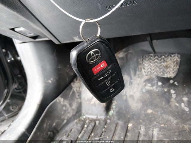 2024 TOYOTA COROLLA CROSS HYBRID 7MUFBABG5RV029725 Photo 10