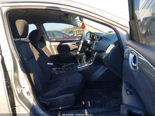 3N1AB7AP7EL606881 Nissan SENTRA SR