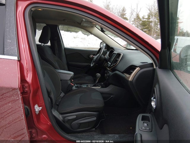 1C4PJMCS1GW268112 Jeep Cherokee Latitude