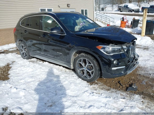 2016 BMW X1 WBXHT3C35G5E51476
