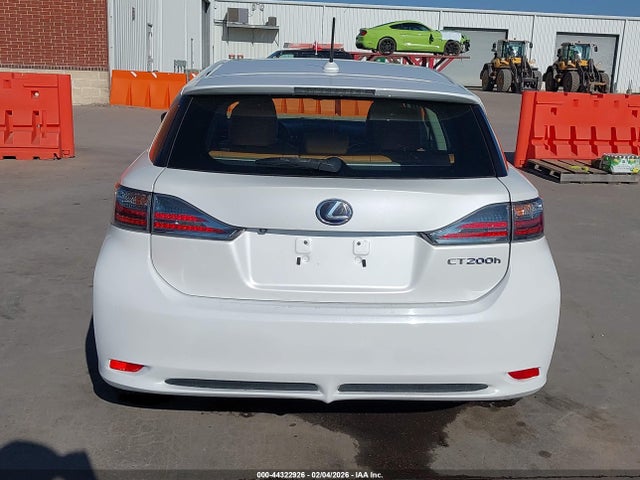44322926 :رقم المزاد ، JTHKD5BH2C2061077 vin ، 2012 Lexus Ct 200h Premium مزاد بيع