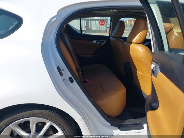 44322926 :رقم المزاد ، JTHKD5BH2C2061077 vin ، 2012 Lexus Ct 200h Premium مزاد بيع