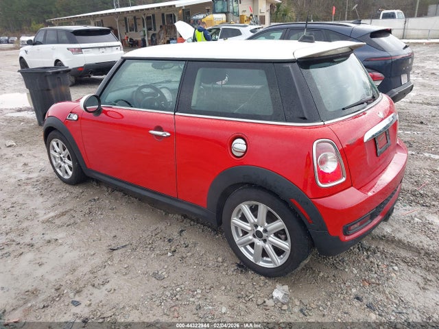 2012 MINI COOPER S WMWSV3C54CTY27440 Photo 2