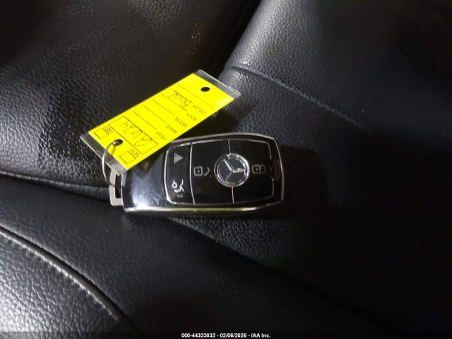 2021 MERCEDES-BENZ GLB 250 W1N4M4HB3MW108952 Photo 10