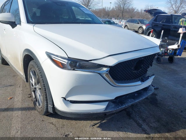 Продаж на аукціоні авто 2021 Mazda Cx-5 Grand Touring, vin: JM3KFBDM1M0300093, номер лоту: 44323038
