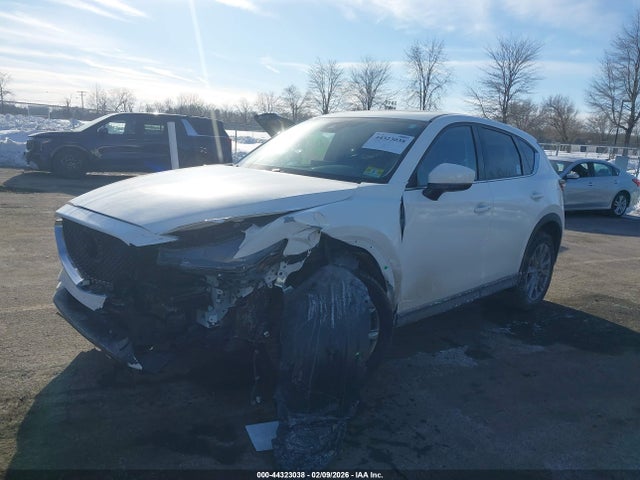 Продаж на аукціоні авто 2021 Mazda Cx-5 Grand Touring, vin: JM3KFBDM1M0300093, номер лоту: 44323038