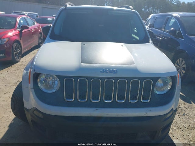 Продаж на аукціоні авто 2015 Jeep Renegade Sport, vin: ZACCJBAT7FPB80479, номер лоту: 44323057