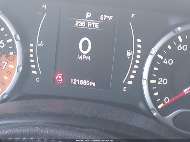 Продаж на аукціоні авто 2015 Jeep Renegade Sport, vin: ZACCJBAT7FPB80479, номер лоту: 44323057