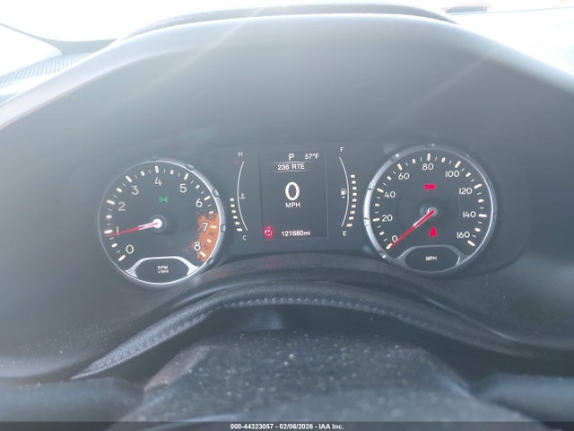 Продаж на аукціоні авто 2015 Jeep Renegade Sport, vin: ZACCJBAT7FPB80479, номер лоту: 44323057