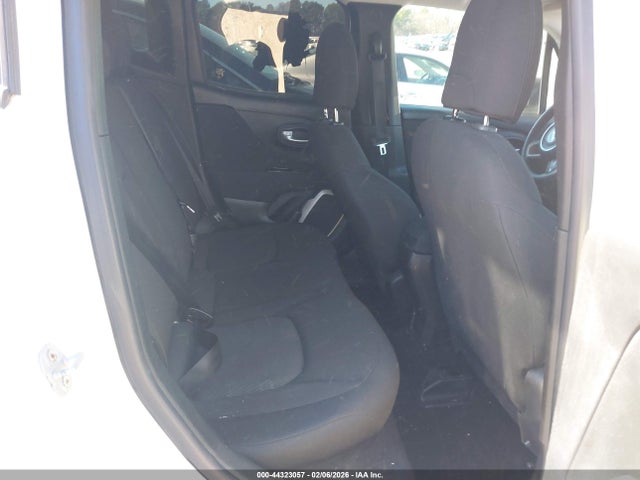 Продаж на аукціоні авто 2015 Jeep Renegade Sport, vin: ZACCJBAT7FPB80479, номер лоту: 44323057
