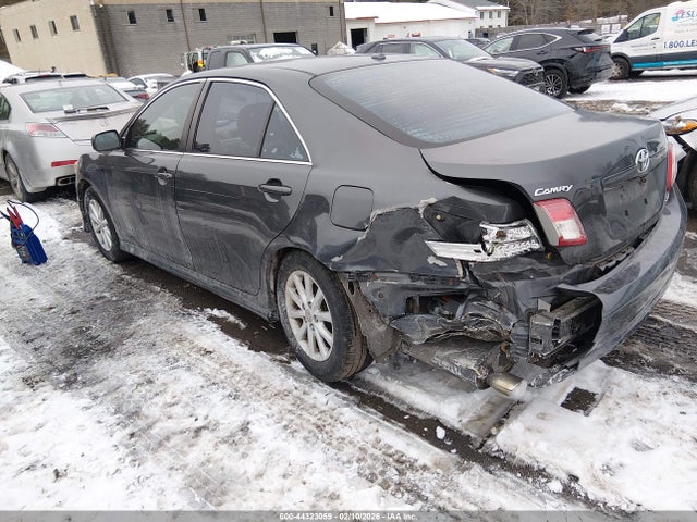2010 TOYOTA CAMRY 4T1BF3EK4AU576196 Photo 2