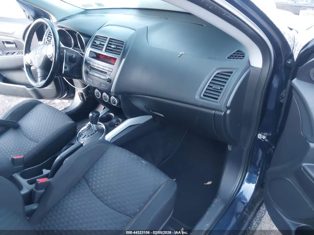 2011 MITSUBISHI OUTLANDER SPORT JA4AP4AU8BZ001723 Photo 4