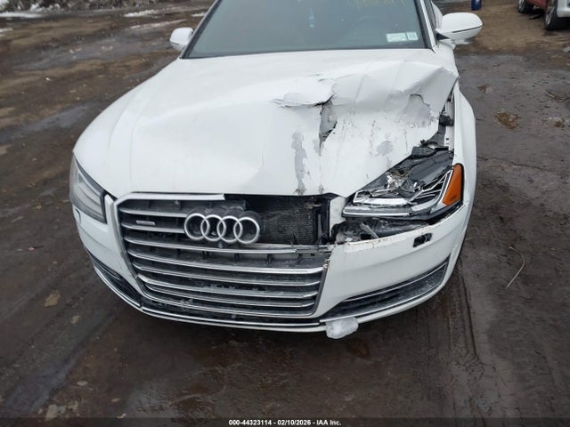 44323114 :رقم المزاد ، WAUJGAFD8FN020005 vin ، 2015 Audi A8 3.0t مزاد بيع