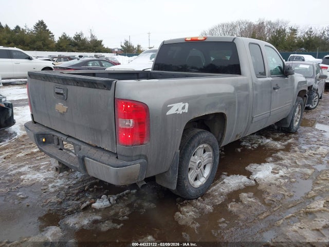 2009 Chevrolet Silverado 1500 Lt მანქანა იყიდება აუქციონზე, vin: 1GCEK29009Z228202, აუქციონის ნომერი: 44323122