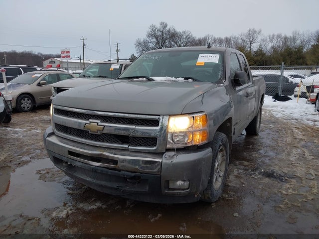 2009 Chevrolet Silverado 1500 Lt მანქანა იყიდება აუქციონზე, vin: 1GCEK29009Z228202, აუქციონის ნომერი: 44323122