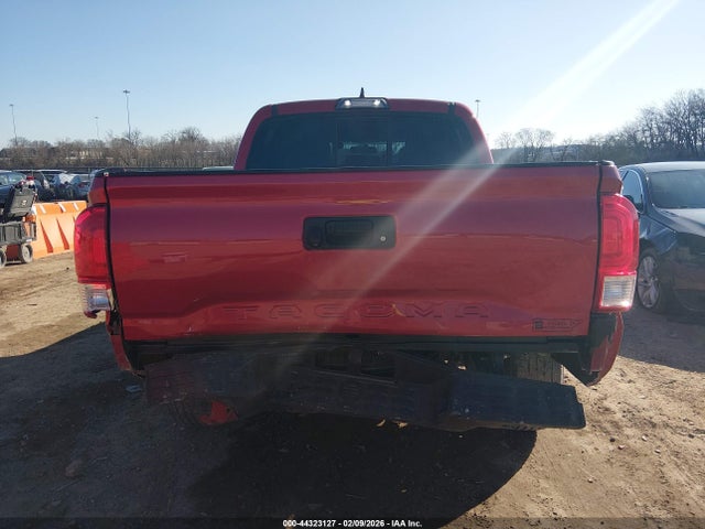 5TFAX5GNXGX063445 Toyota Tacoma Sr