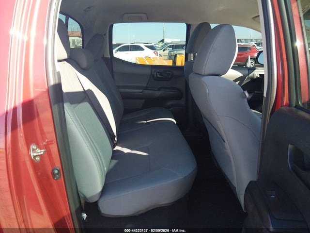 5TFAX5GNXGX063445 Toyota Tacoma Sr