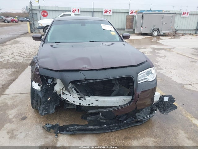 Продажа на аукционе авто 2016 Chrysler 300 Limited, vin: 2C3CCAAG5GH321046, номер лота: 44323144
