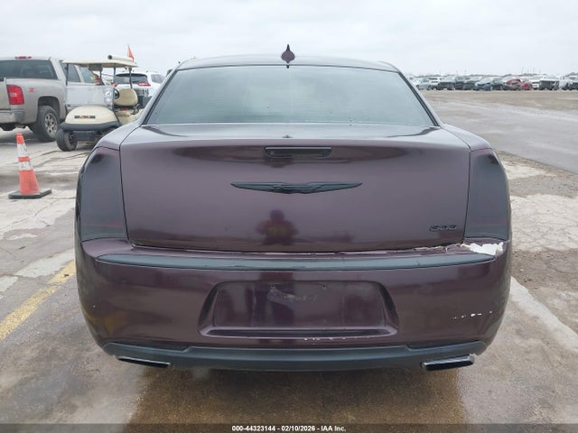 Продажа на аукционе авто 2016 Chrysler 300 Limited, vin: 2C3CCAAG5GH321046, номер лота: 44323144