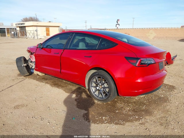 2022 Tesla Model 3 Long Range Dual Motor All-wheel Drive მანქანა იყიდება აუქციონზე, vin: 5YJ3E1EB3NF199441, აუქციონის ნომერი: 44323159