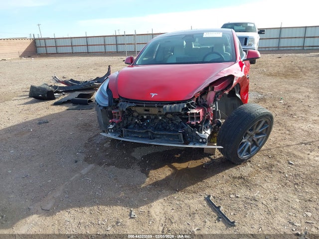 2022 Tesla Model 3 Long Range Dual Motor All-wheel Drive მანქანა იყიდება აუქციონზე, vin: 5YJ3E1EB3NF199441, აუქციონის ნომერი: 44323159