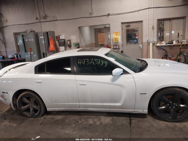 Продаж на аукціоні авто 2014 Dodge Charger R/t, vin: 2C3CDXCT2EH353699, номер лоту: 44323188