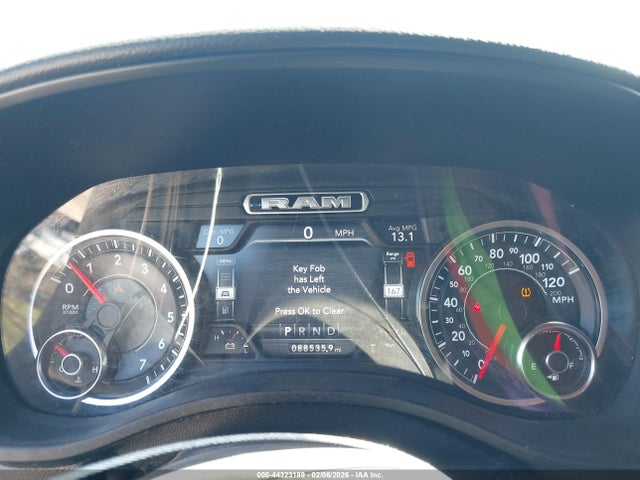 44323189 :رقم المزاد ، 1C6SRFBT1KN771914 vin ، 2019 Ram 1500 مزاد بيع