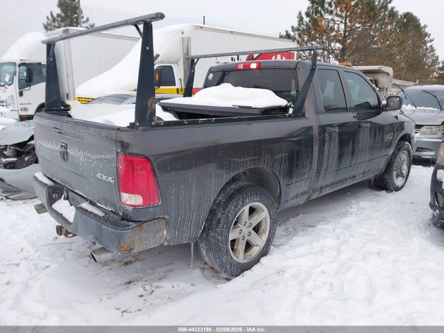 44323198 :رقم المزاد ، 1C6RR7FT2JS193014 vin ، 2018 Ram 1500 مزاد بيع