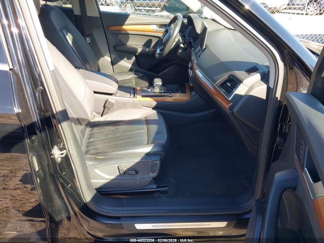 2021 AUDI Q5 WA1BAAFY1M2052184 Photo 4