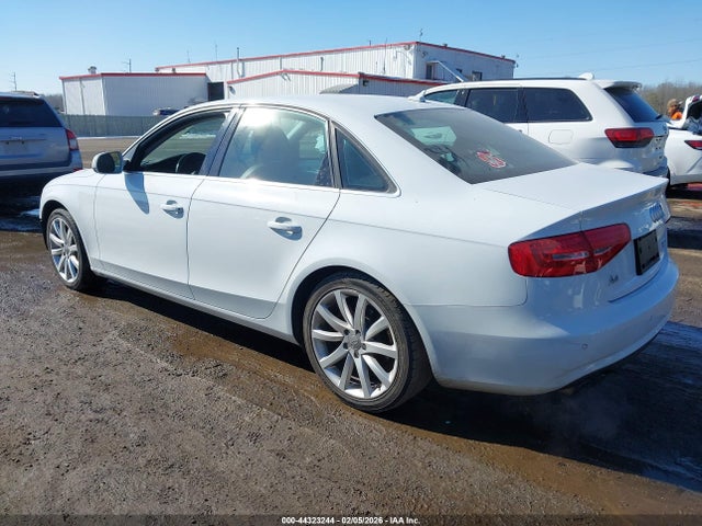 2013 AUDI A4 WAUFFAFL1DN028783 Photo 2