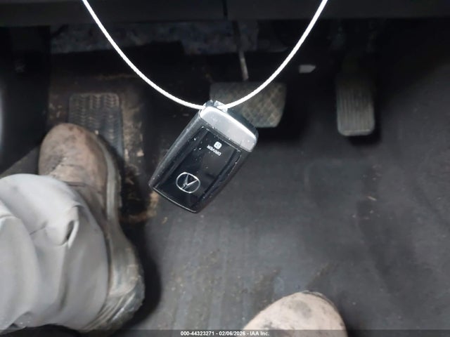 44323271 :رقم المزاد ، 19UUB1F31LA001676 vin ، 2020 Acura Tlx Standard مزاد بيع