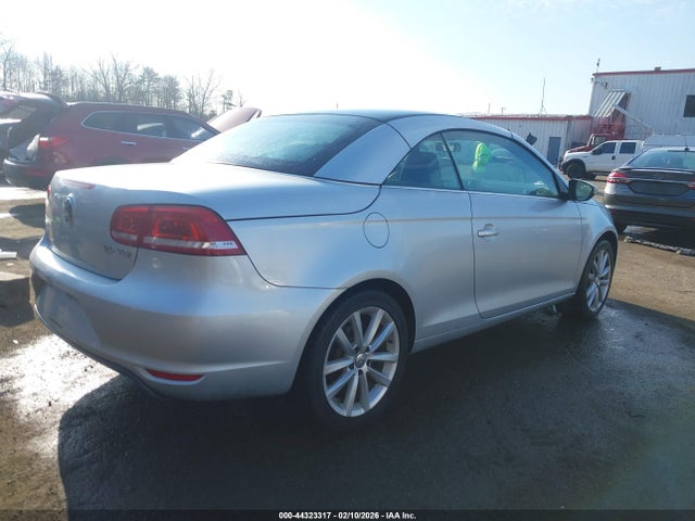 Продажа на аукционе авто 2013 Volkswagen Eos Komfort, vin: WVWBW8AH5DV001003, номер лота: 44323317