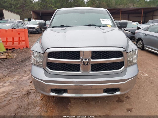 44323318 :رقم المزاد ، 1C6RR7LG5NS241165 vin ، 2022 Ram 1500 Classic Slt مزاد بيع
