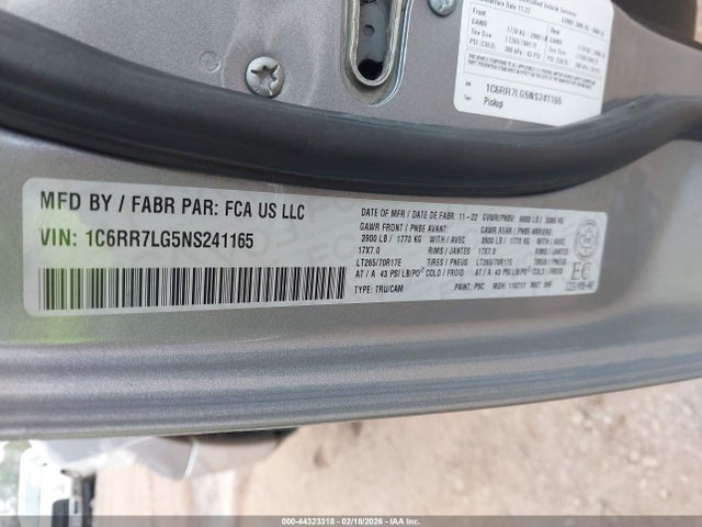 44323318 :رقم المزاد ، 1C6RR7LG5NS241165 vin ، 2022 Ram 1500 Classic Slt مزاد بيع